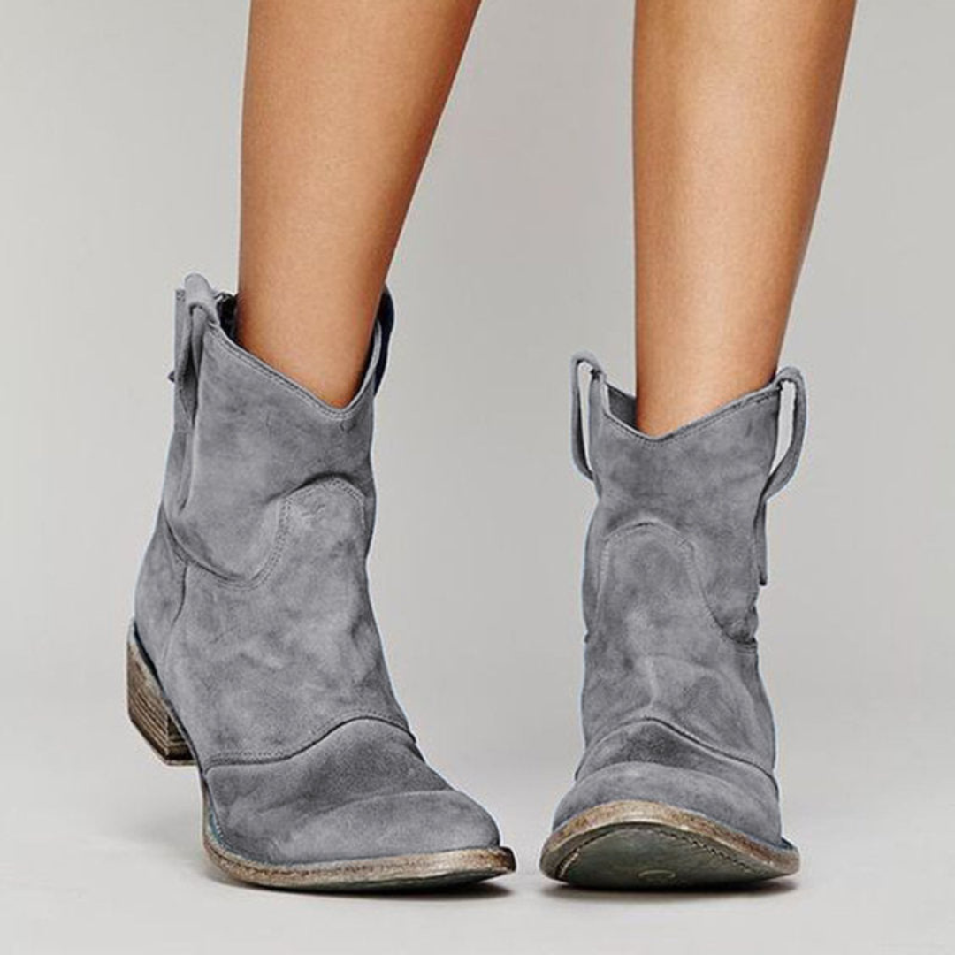 Mari | Chic Suede Ankle Boots